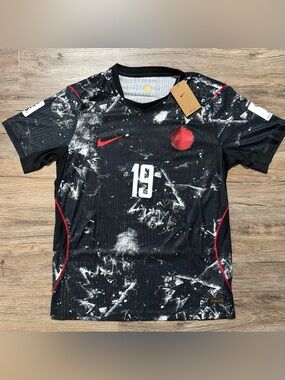 Canada 2026 FIFA World Cup Away Jersey a #19 Davies - Large, Player Edition